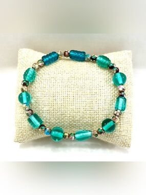 Vintage Gold Tone Teal Aqua Lampwork Venetian Foil Glass Flower Stretch Bracelet
